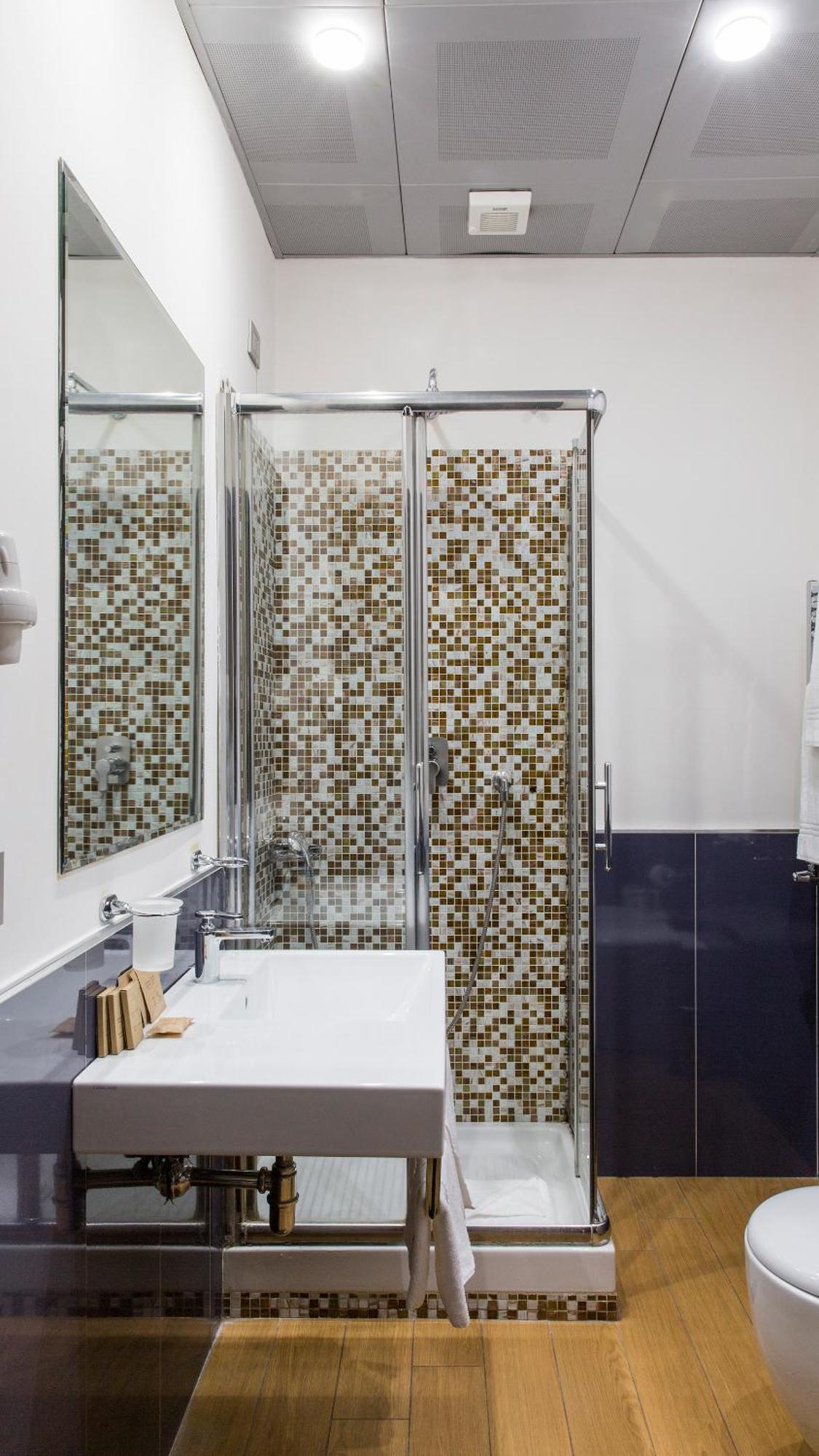 Monti First Hotel Roma Ngoại thất bức ảnh