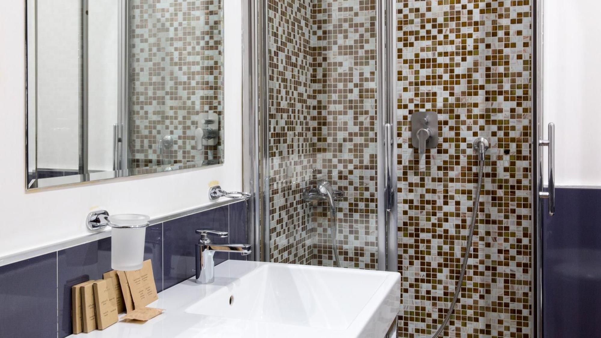 Monti First Hotel Roma Ngoại thất bức ảnh
