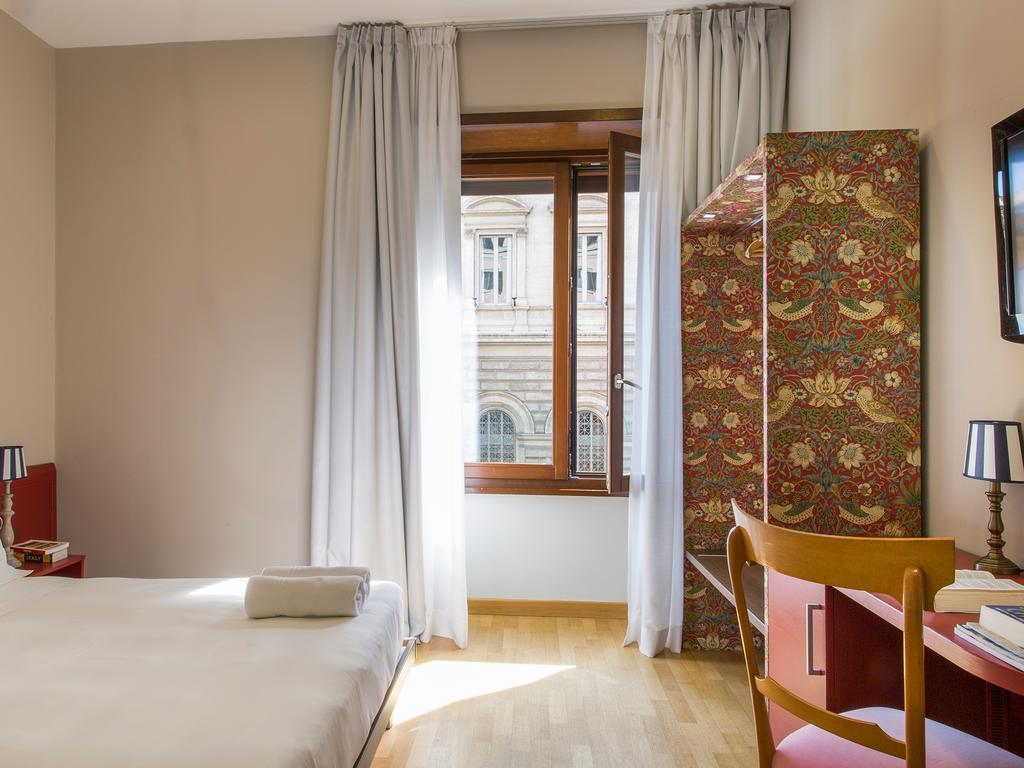 Monti First Hotel Roma Ngoại thất bức ảnh