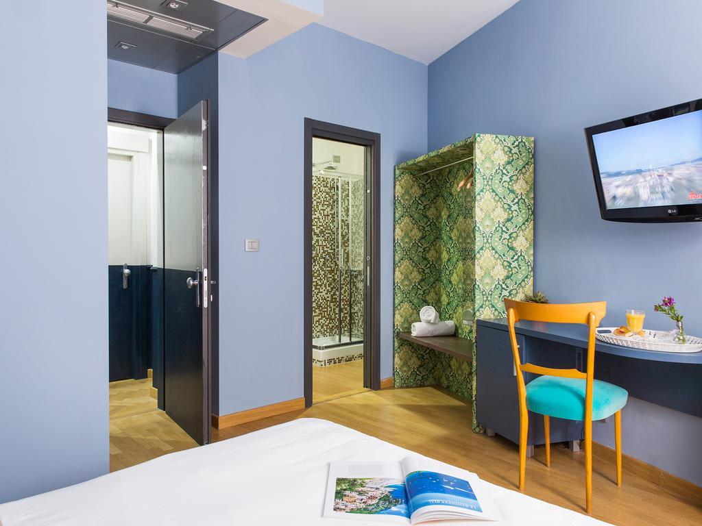Monti First Hotel Roma Ngoại thất bức ảnh