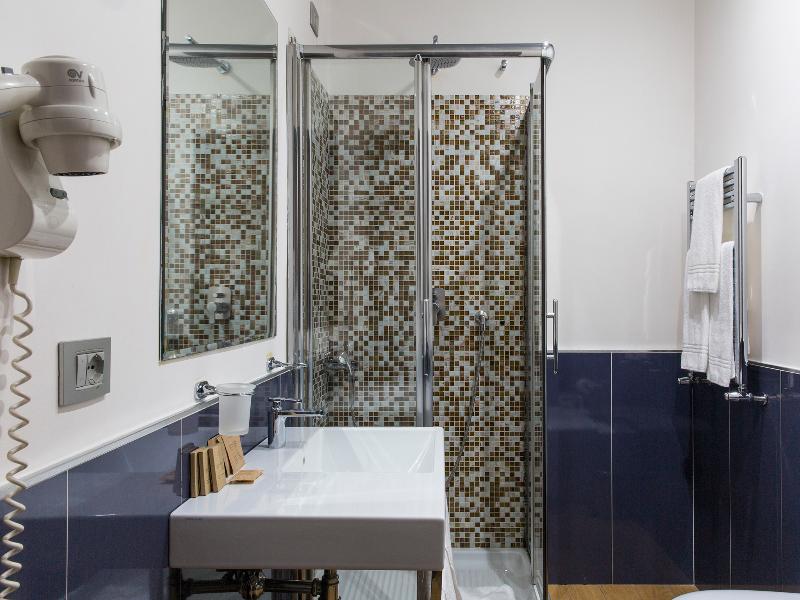 Monti First Hotel Roma Ngoại thất bức ảnh