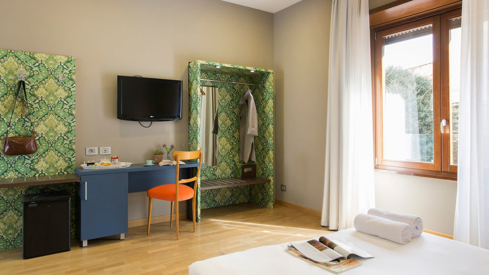 Monti First Hotel Roma Ngoại thất bức ảnh