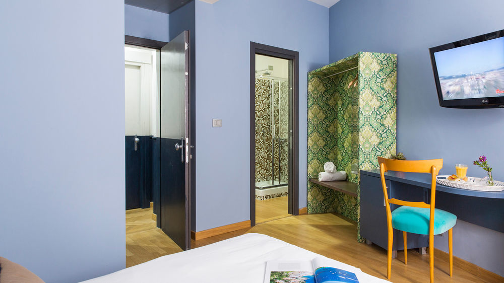 Monti First Hotel Roma Ngoại thất bức ảnh