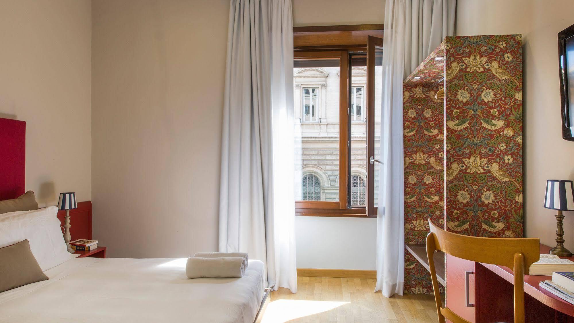 Monti First Hotel Roma Ngoại thất bức ảnh