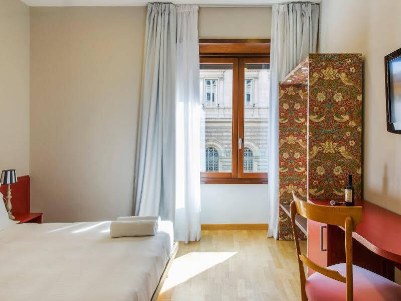 Monti First Hotel Roma Ngoại thất bức ảnh